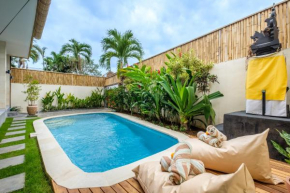 Homey 3BR Private Villa - Cozy Canggu Neighborhood, North Kuta